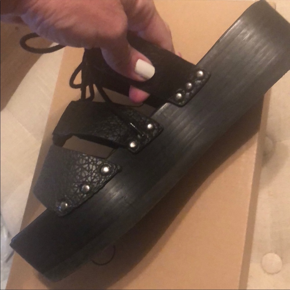 Black Matisse slip ons